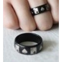 纯黑扑克图案磁戒(中号19mm)