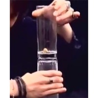 刘谦--开心果穿越(不含磁戒) Pistachio Nuts Through Glass Cup